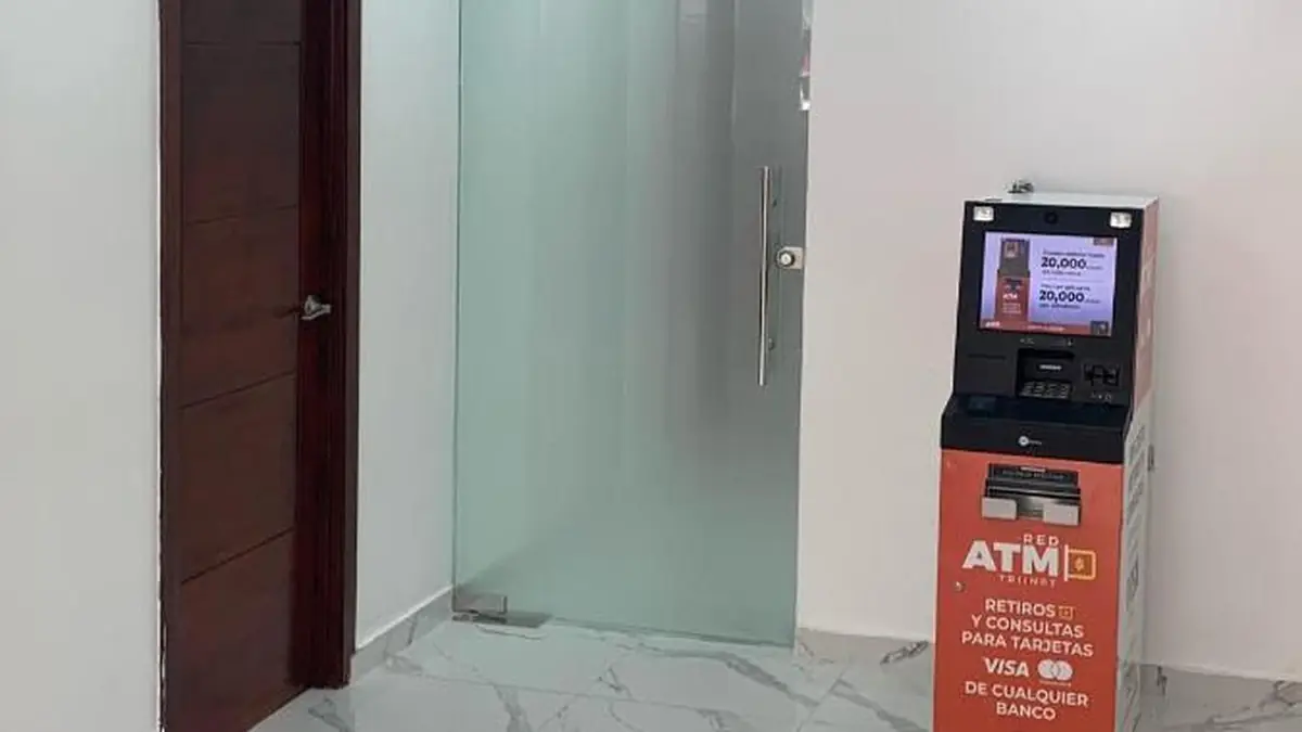 The cash machine in the lobby of Hotel Conquistador